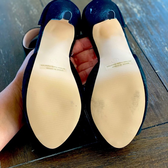 Platform Heels - Picture 4 of 5